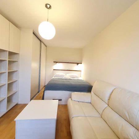 Studio Apartment Matic Tour As By Ljubljanica River Liubliana Exterior foto