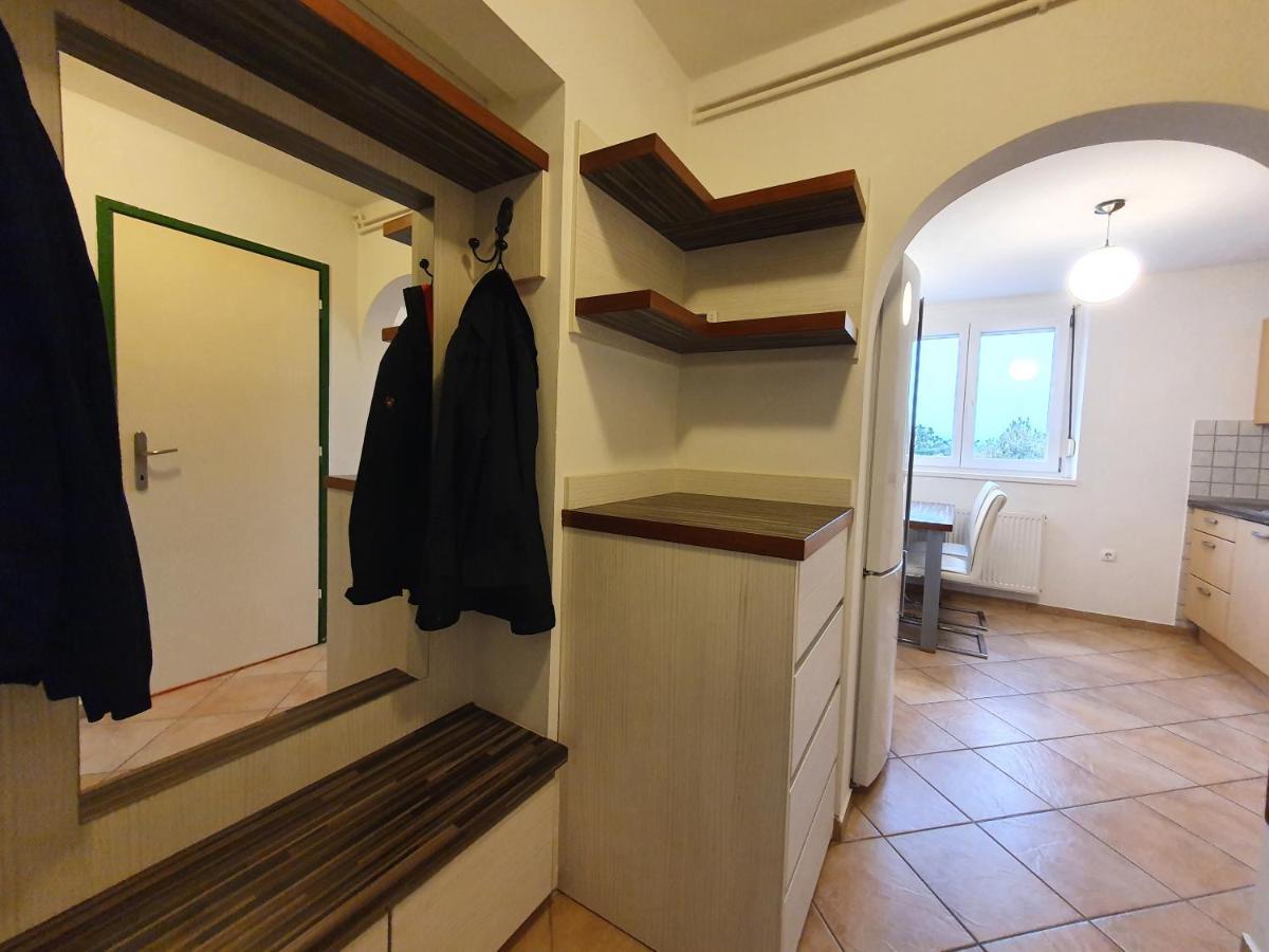Studio Apartment Matic Tour As By Ljubljanica River Liubliana Exterior foto
